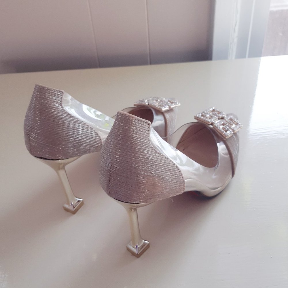 VIP  Mrs King Shoes size 7